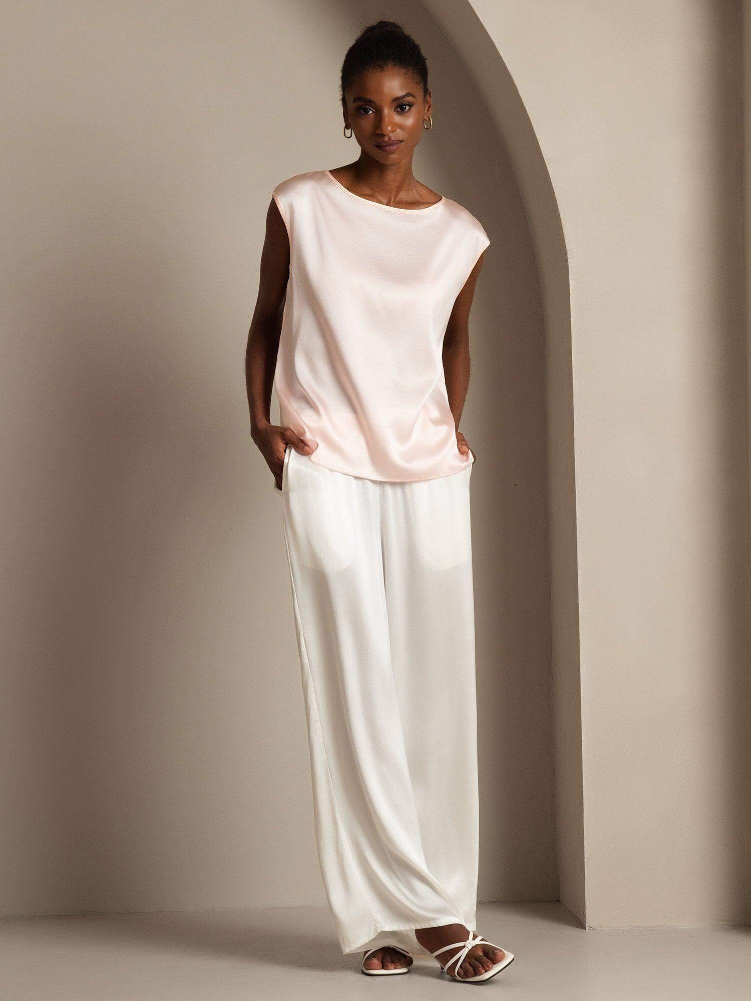 [لون القرنفل] SilkSilky-SA 19Momme الحرير رقبة مستديرة تي شيرت نسائية 006,