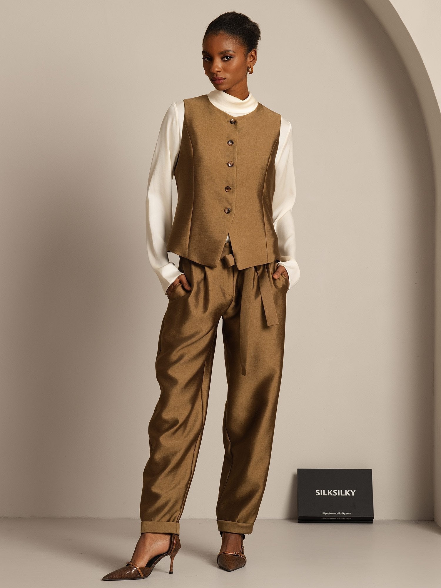 [برونزي] SilkSilky-SA 32Momme الحرير Womens Vest 006,