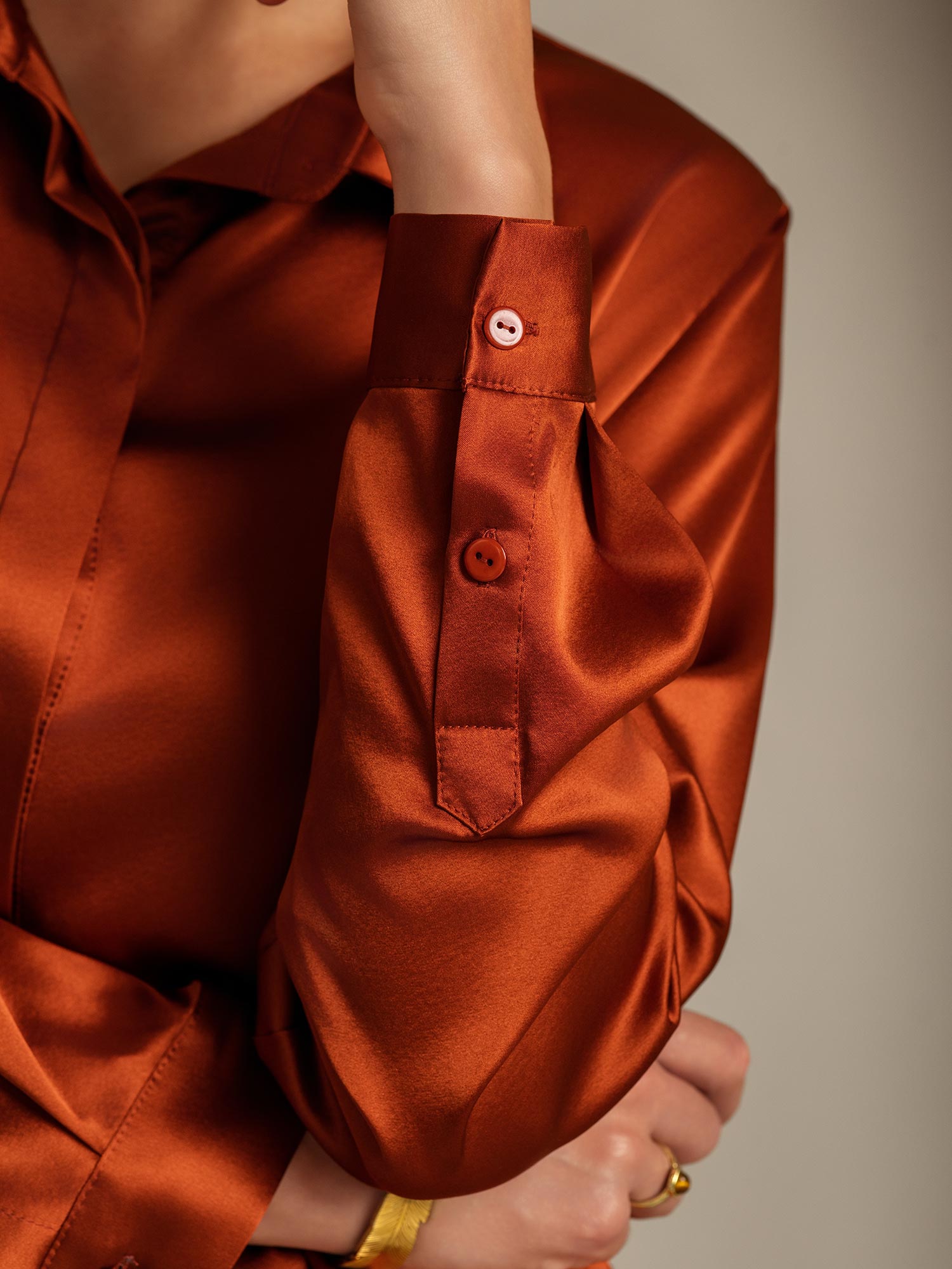 [الكراميل] SilkSilky-SA 19Momme الحرير الأكمام الطويلة Lapel Collar بلايز نسائية 007