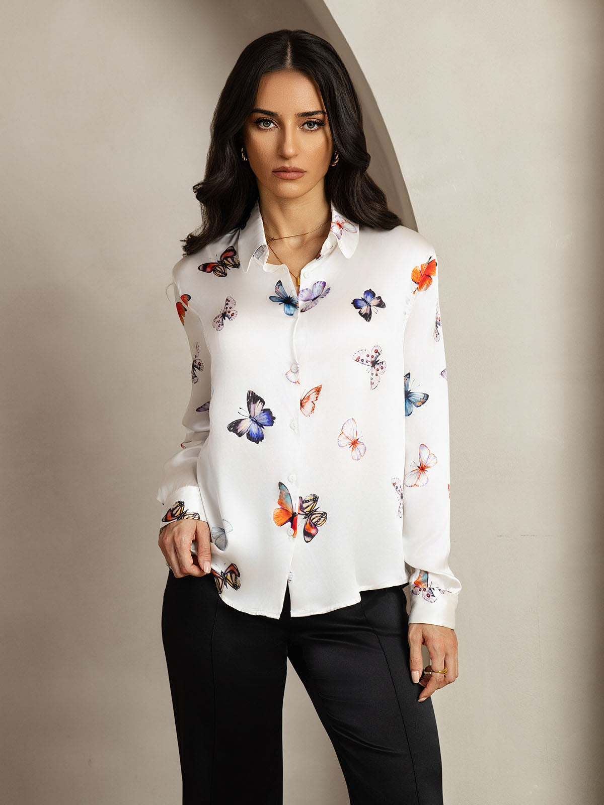 [فراشة بيضاء] SilkSilky-SA الحرير Lapel Collar بلايز نسائية 001