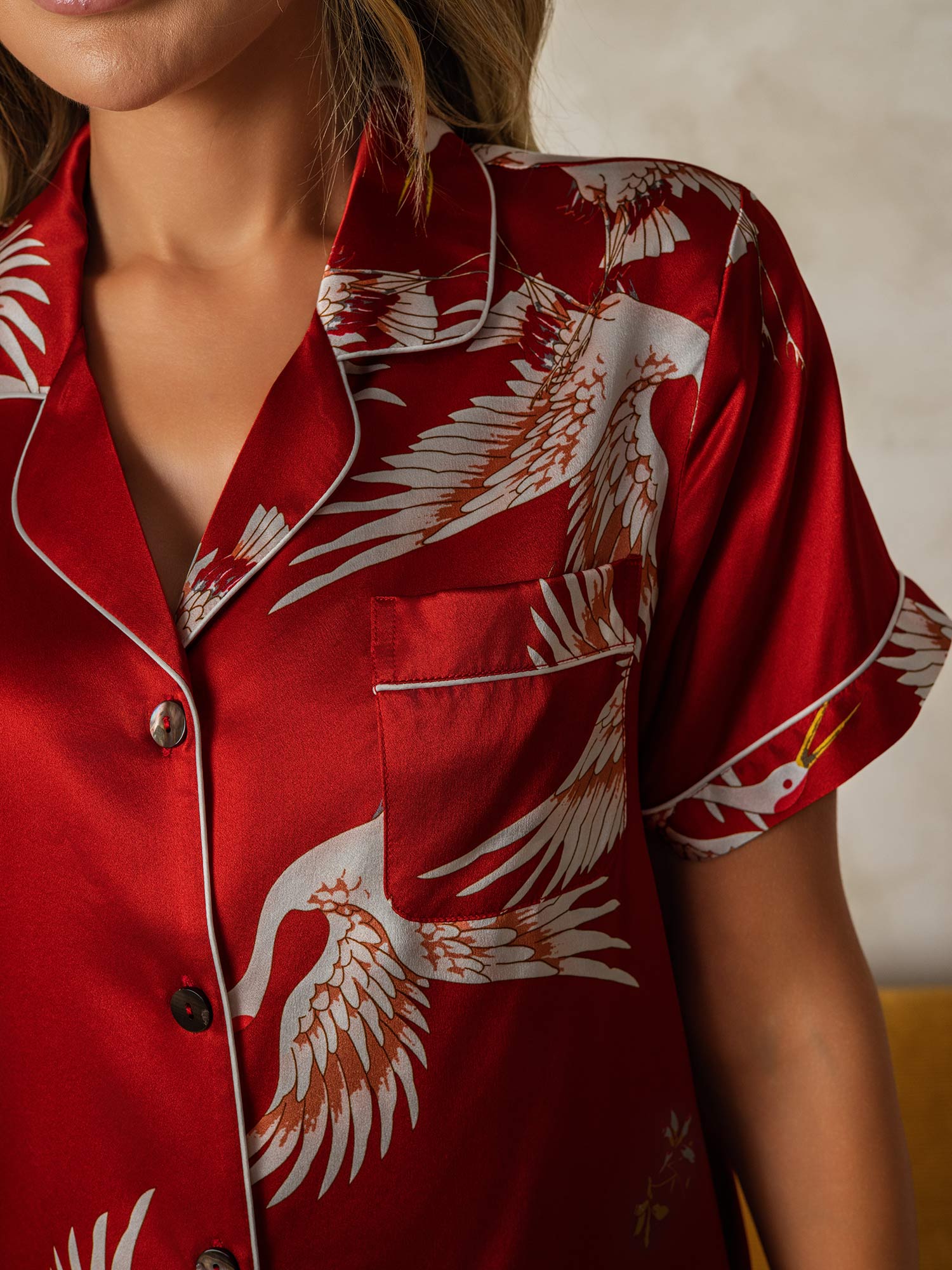 [احمر غامق] SilkSilky-SA 19Momme الحرير الخالص الأكمام القصيرة Notch Collar طقم بيجامة نسائي 004