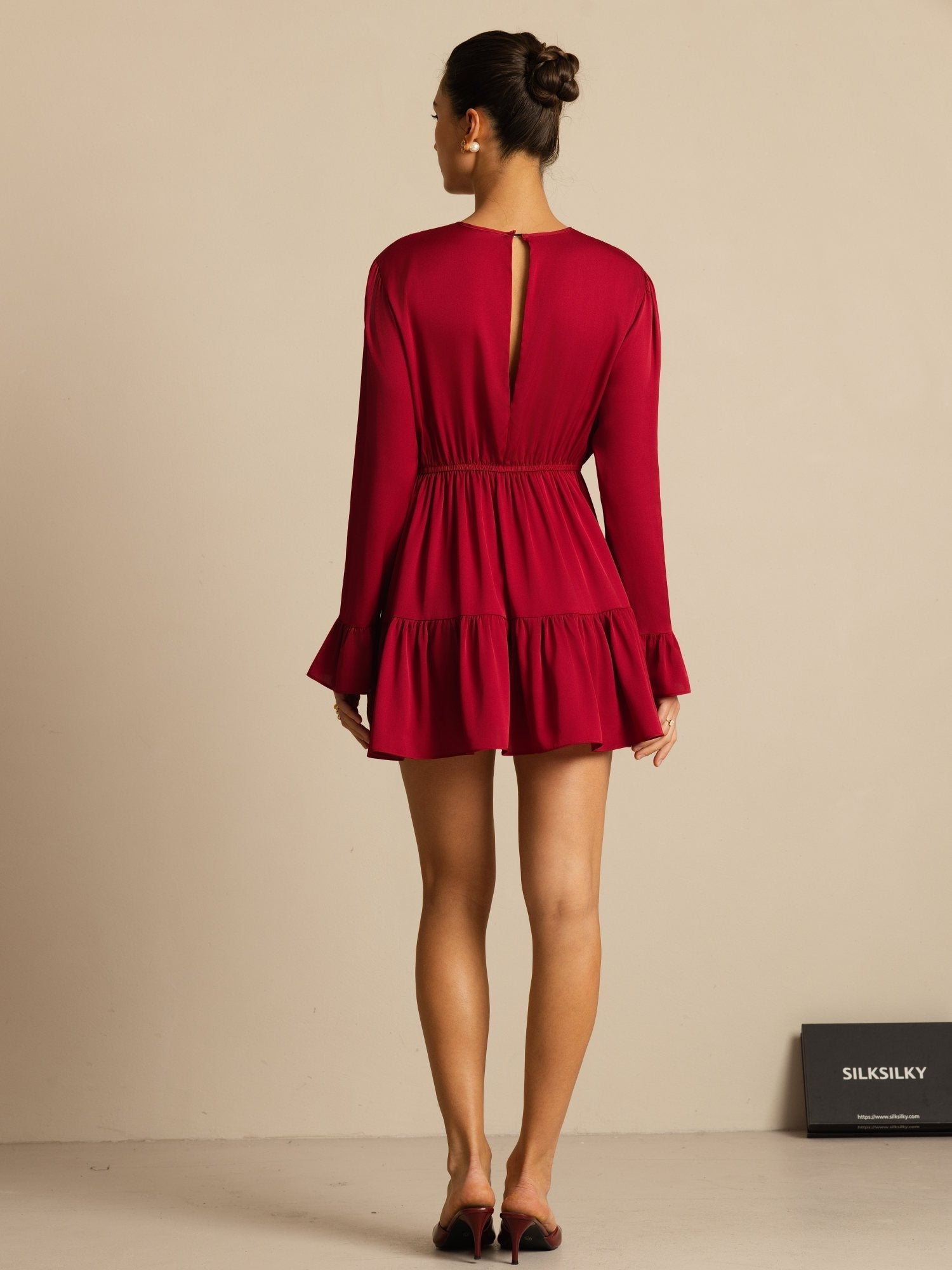 [خمر] SilkSilky-SA 19Momme الحرير الأكمام الطويلة رقبة مستديرة فساتين نسائية 002