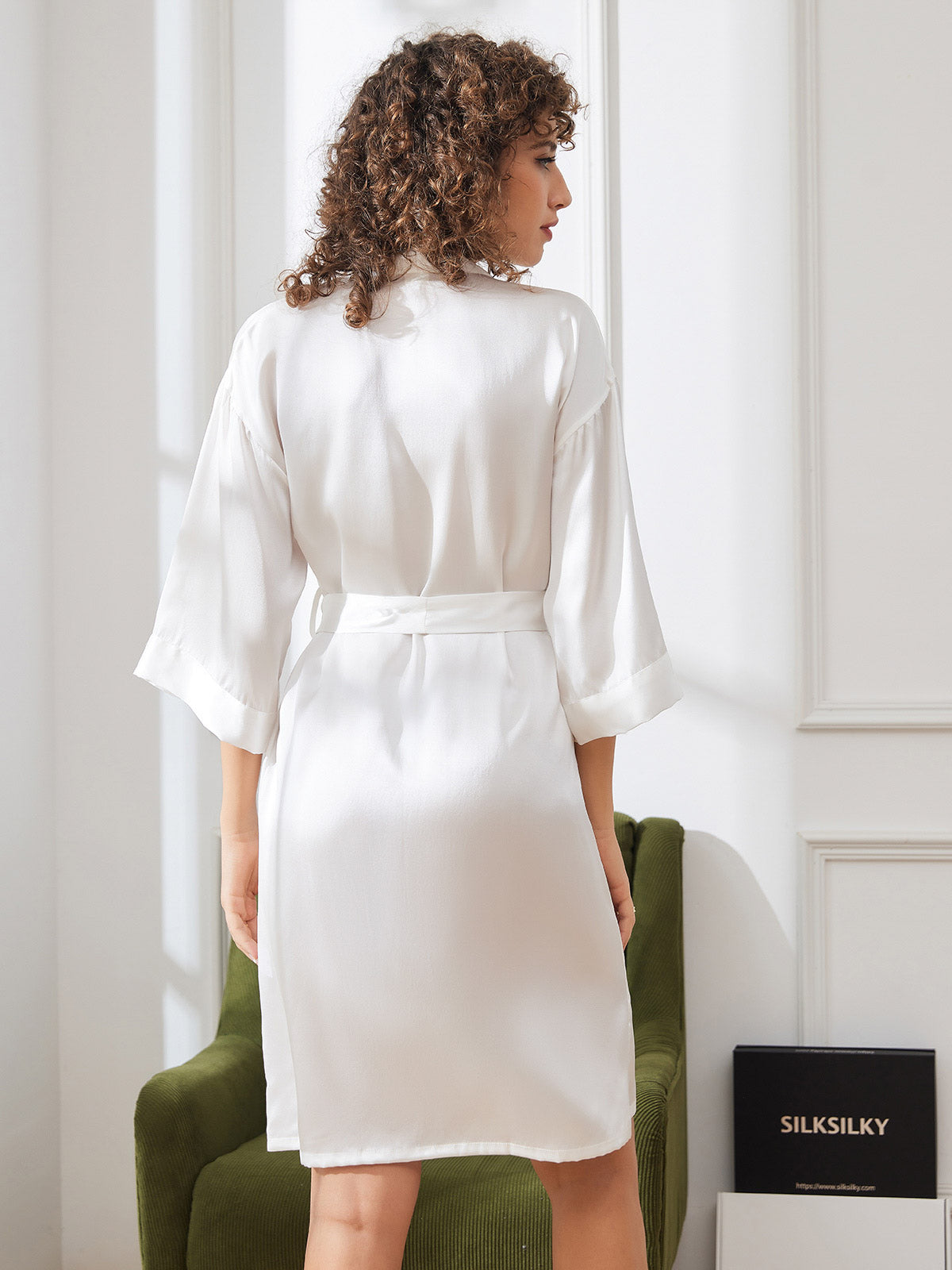[أبيض] SilkSilky-SA الحرير الخالص Womens Robe 002