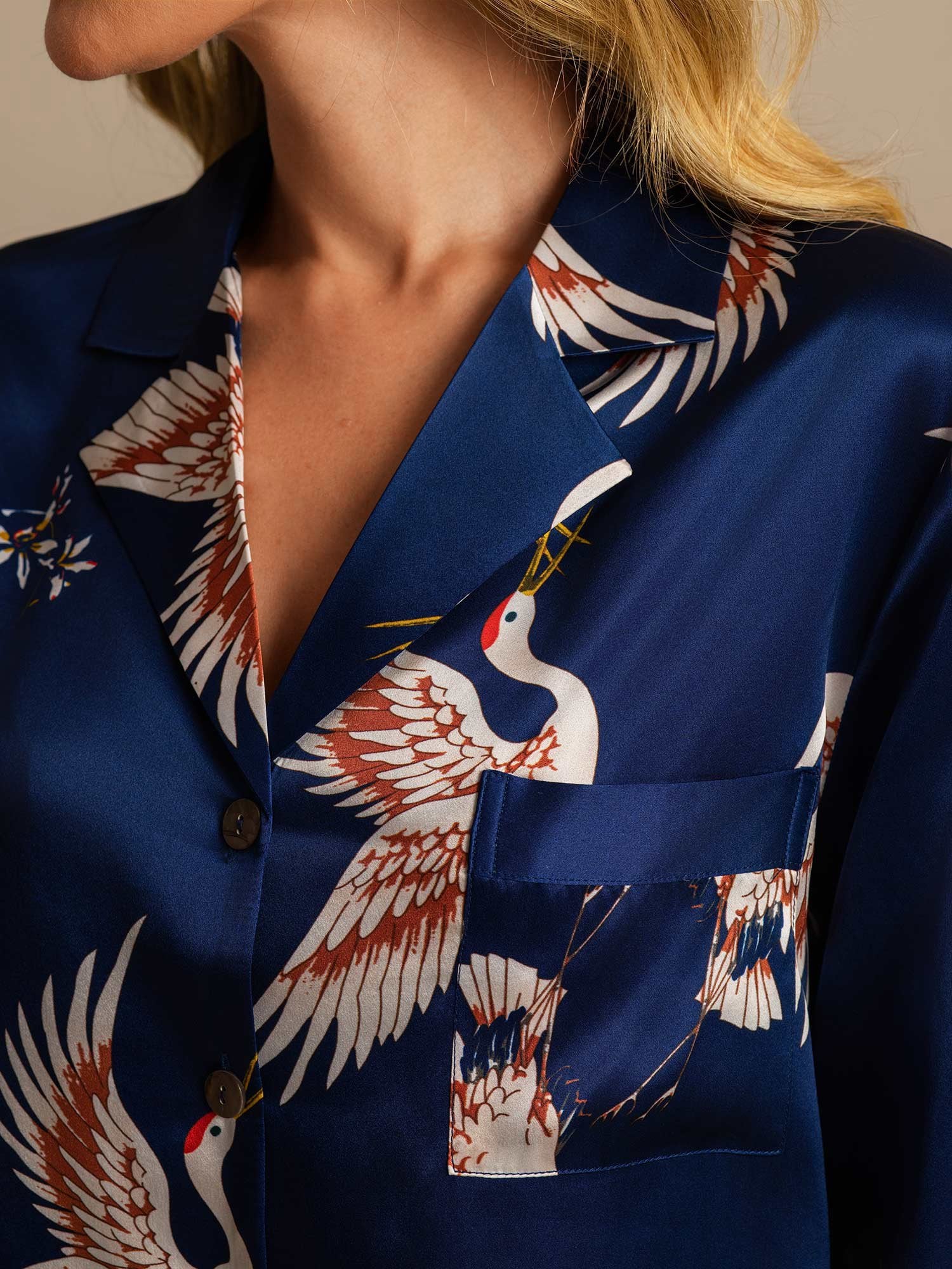 [أزرق غامق] SilkSilky-SA 19Momme الحرير الخالص Notch Collar باس النوم 004,