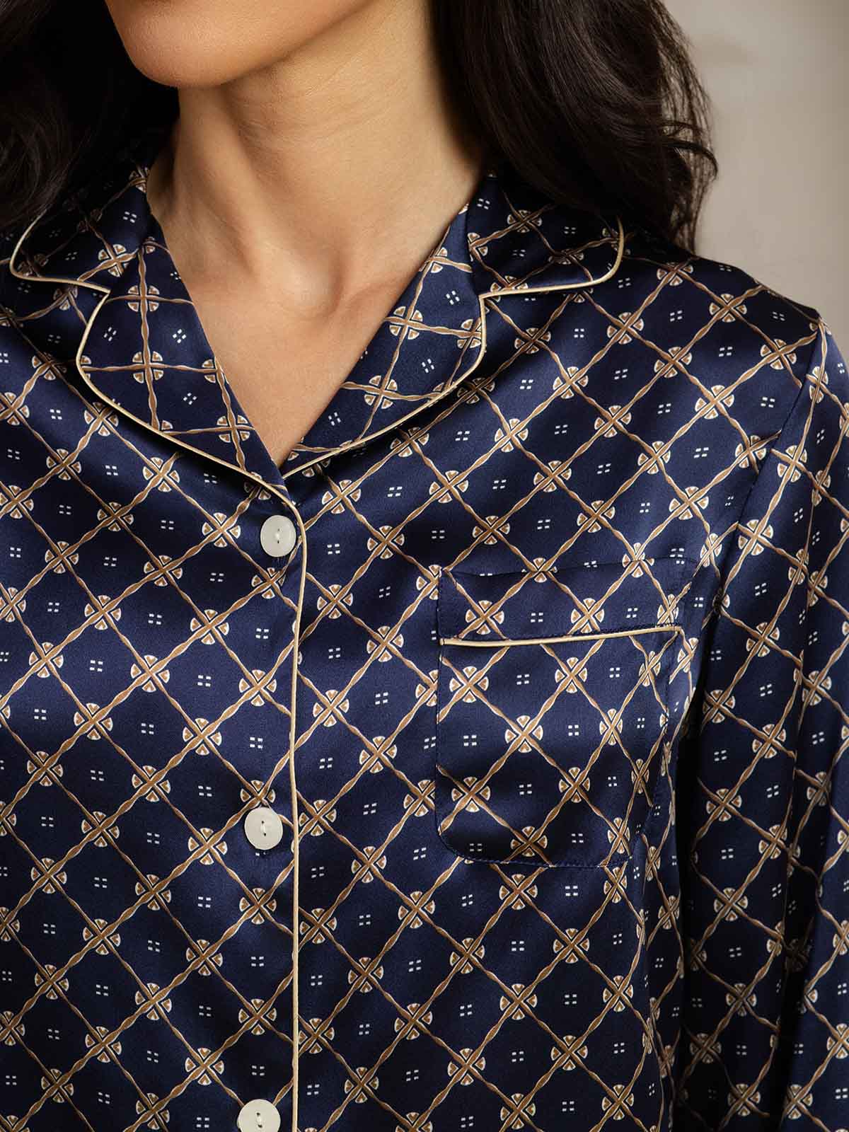 [سلسلة كحلي] SilkSilky-SA الحرير الخالص Womens Pajamas 006