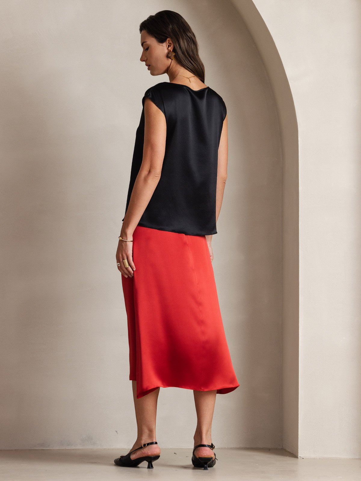 [أسود] SilkSilky-SA 19Momme الحرير رقبة مستديرة تي شيرت نسائية 002,