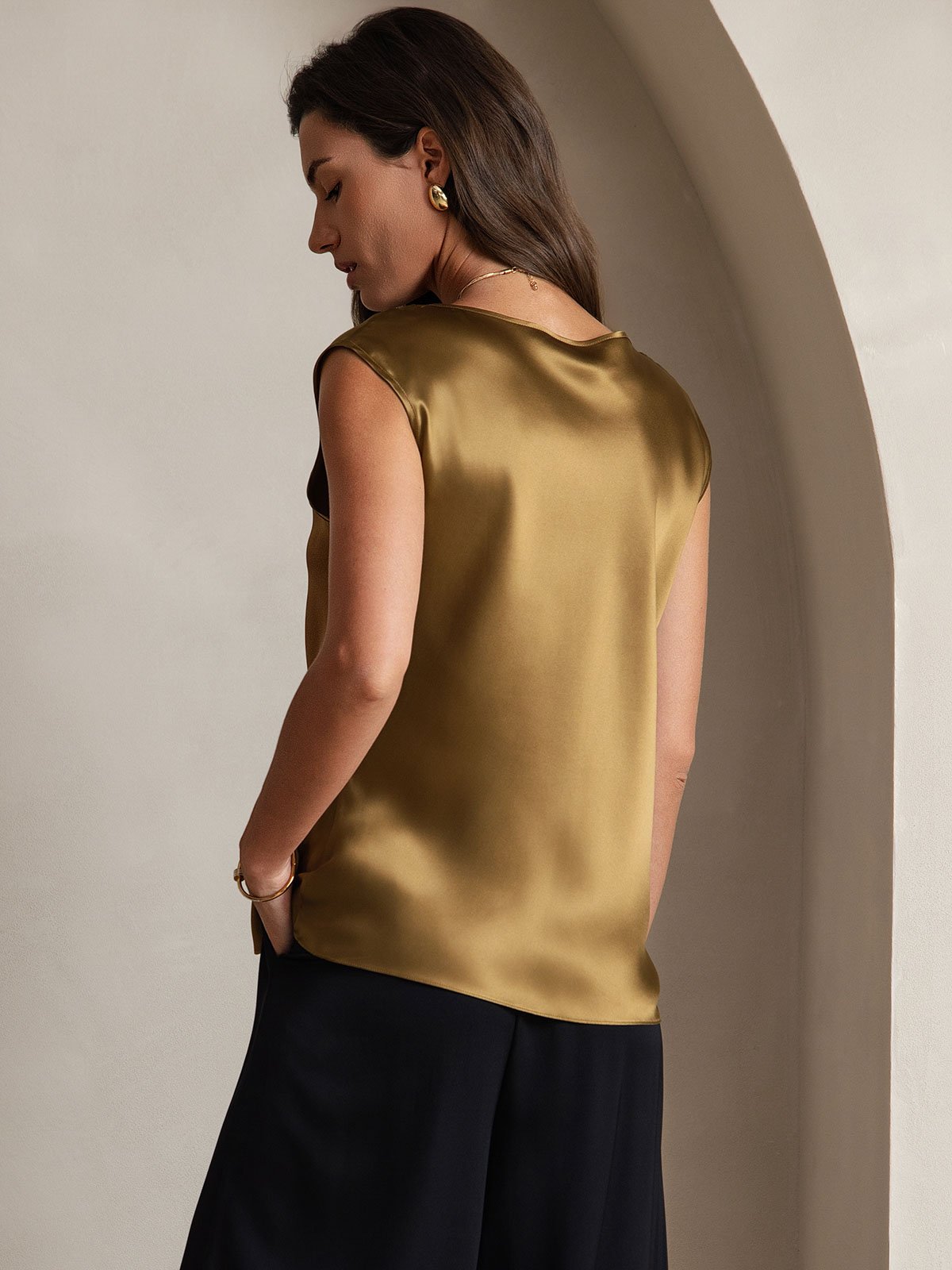 [بني] SilkSilky-SA 19Momme الحرير رقبة مستديرة تي شيرت نسائية 002,