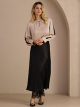 [تان (بني فاتح)] SilkSilky-SA Long Sleeve Keyhole Neck بلوزات نسائية 007