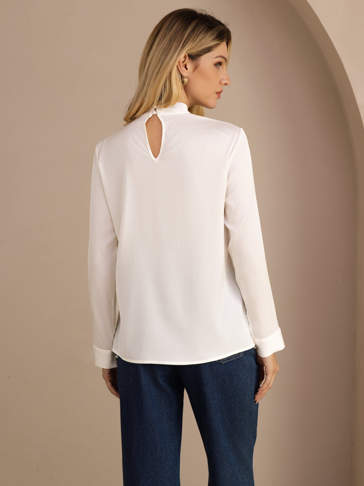 [أبيض] SilkSilky-SA Long Sleeve Stand Collar بلوزات نسائية 002