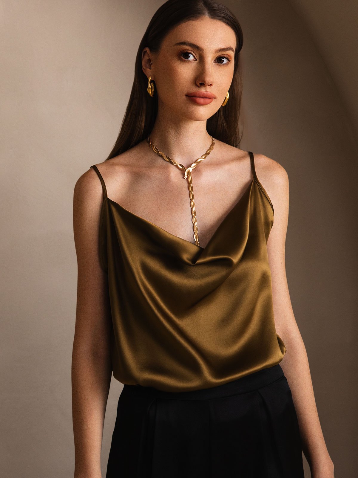 [بني] SilkSilky-SA 19Momme الحرير فتحة عنق بثنيات ملفوفة كامي 003