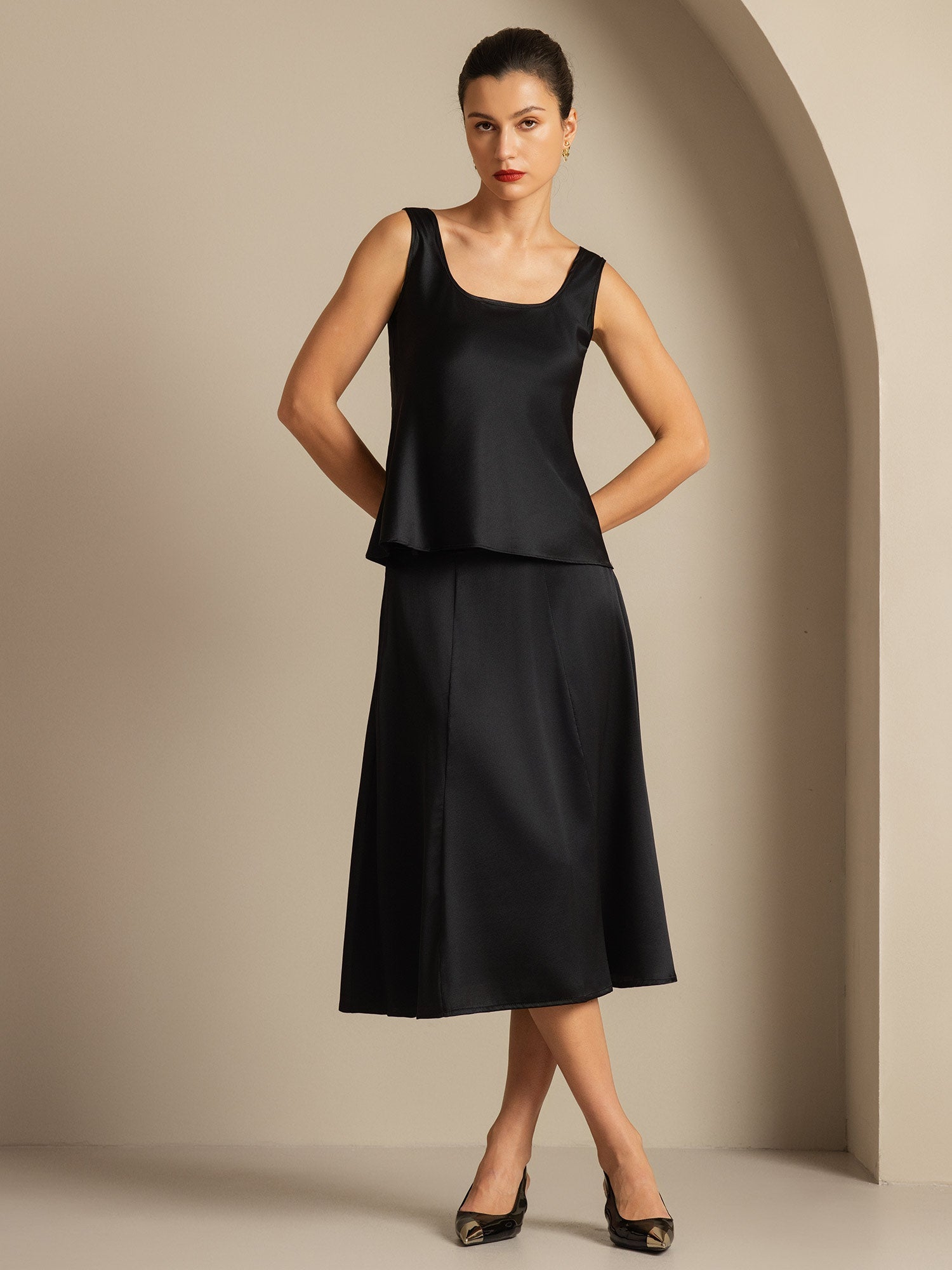 [أسود] SilkSilky-SA 19Momme الحرير رقبة على شكل حرف U كامي 005,