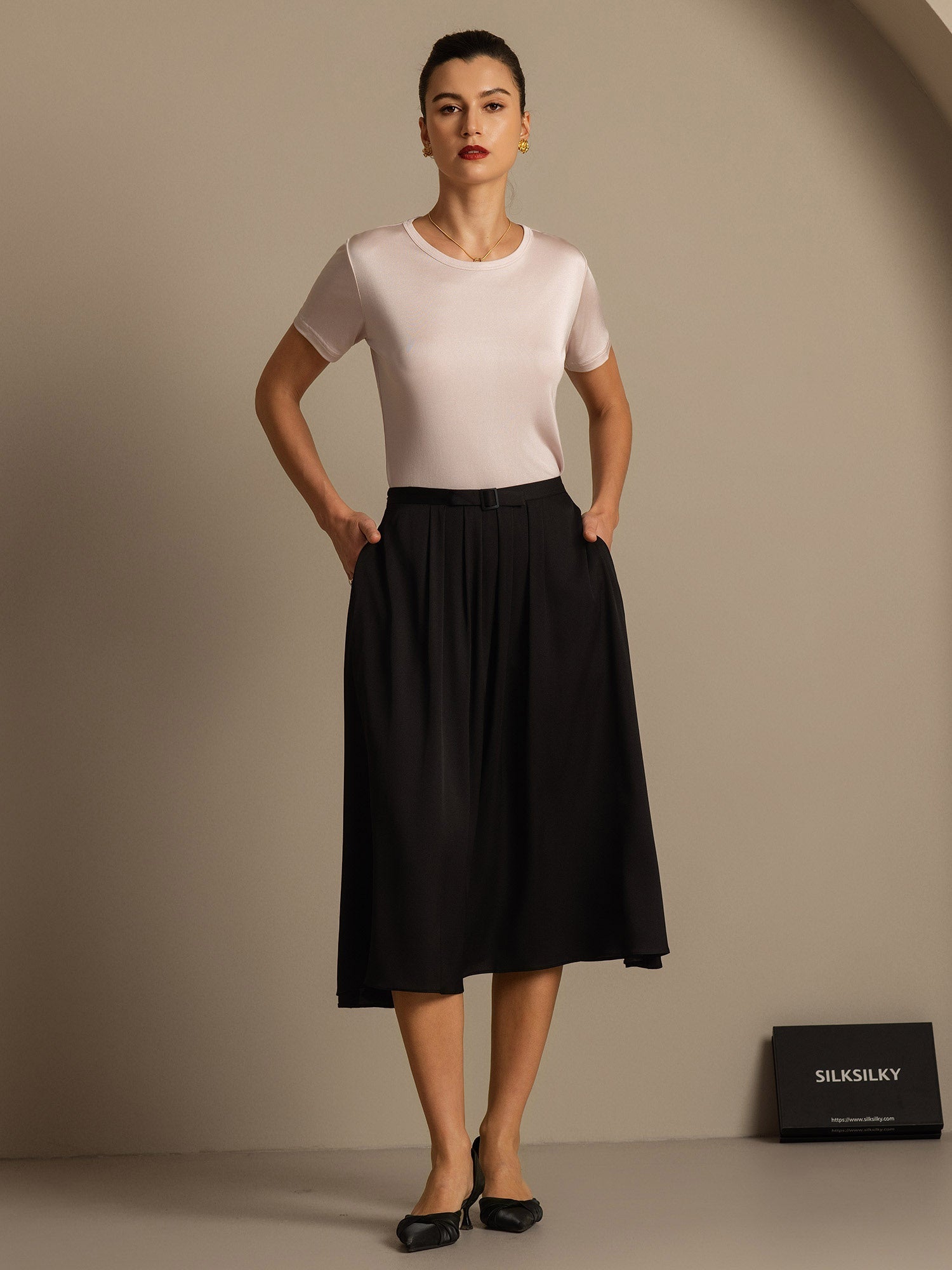 [وردي فاتح] SilkSilky-SA محبوك الحرير رقبة مستديرة تي شيرت نسائية 007,