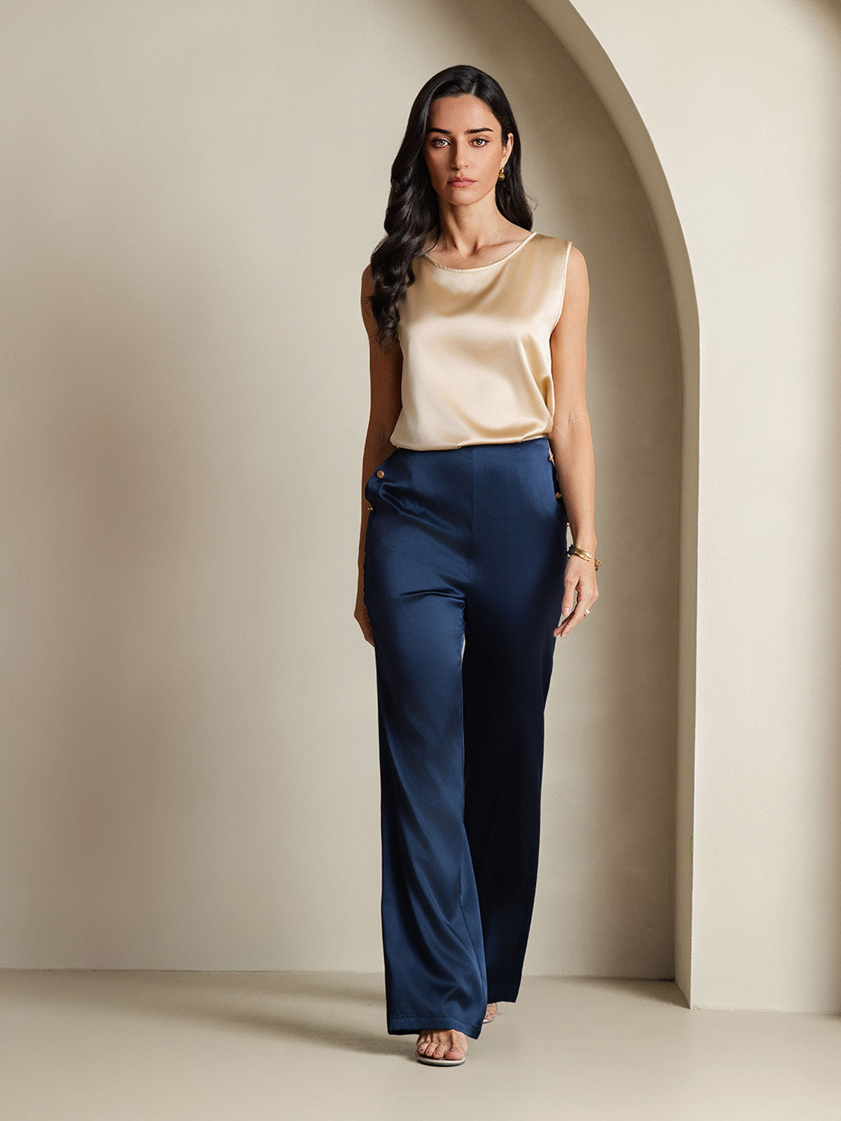 [شامبانيا] SilkSilky-SA 19Momme الحرير رقبة مستديرة كامي 006,