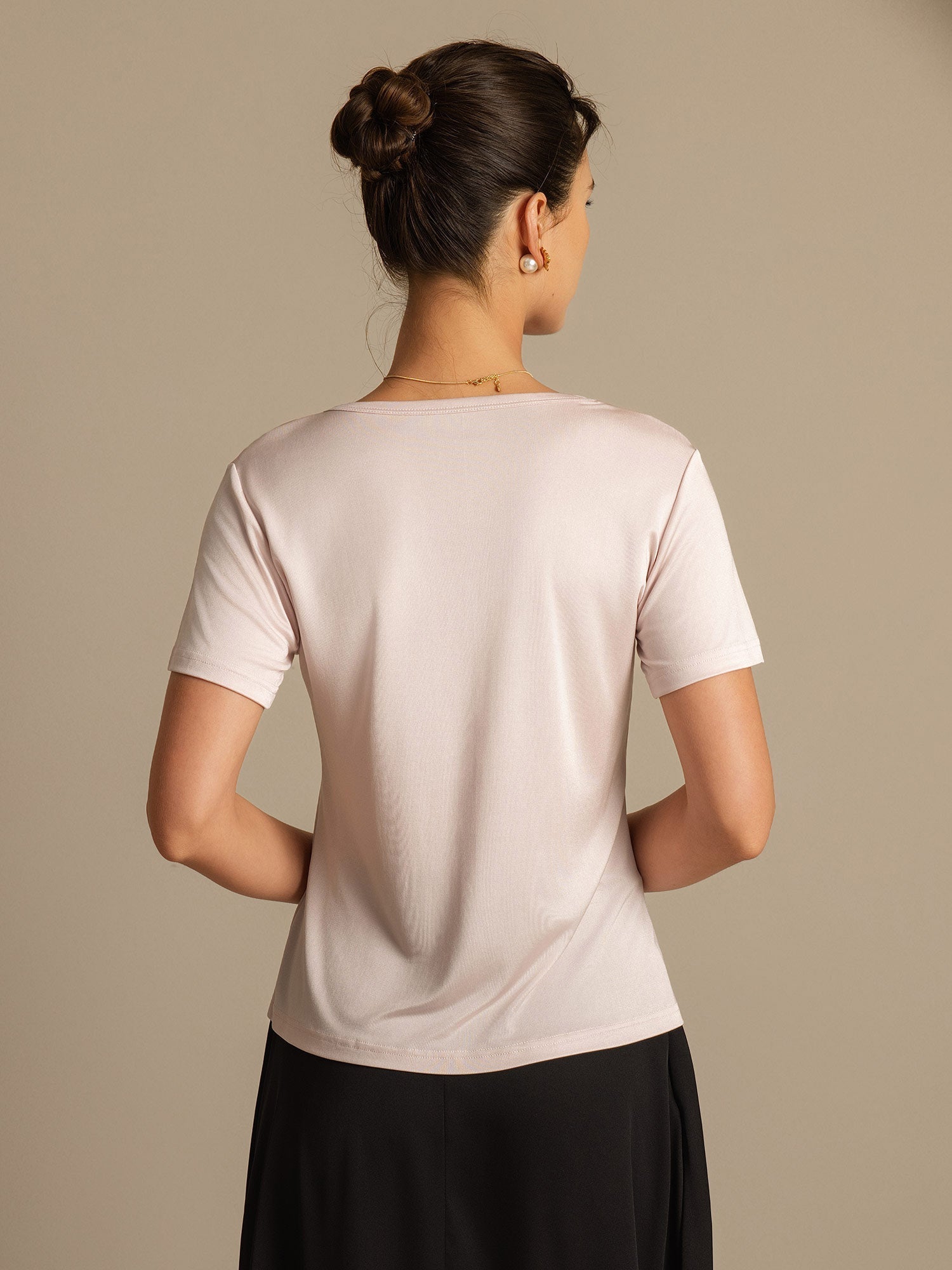 [وردي فاتح] SilkSilky-SA محبوك الحرير رقبة مستديرة تي شيرت نسائية 002,