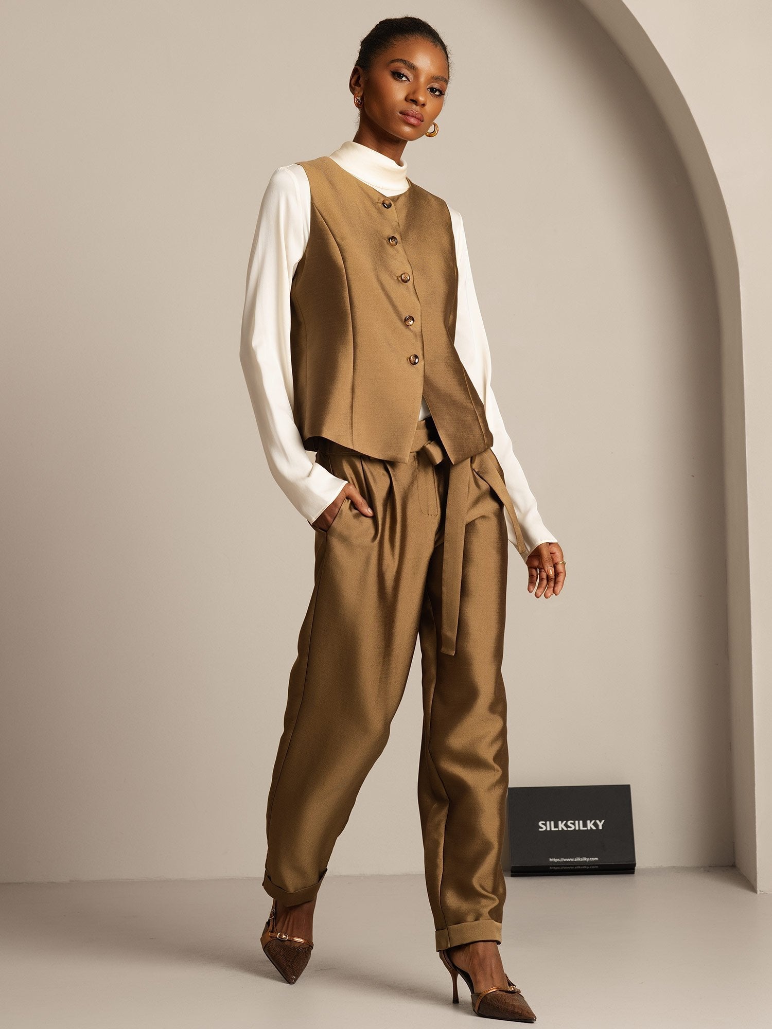 [برونزي] SilkSilky-SA 32Momme الحرير Womens Vest 007,