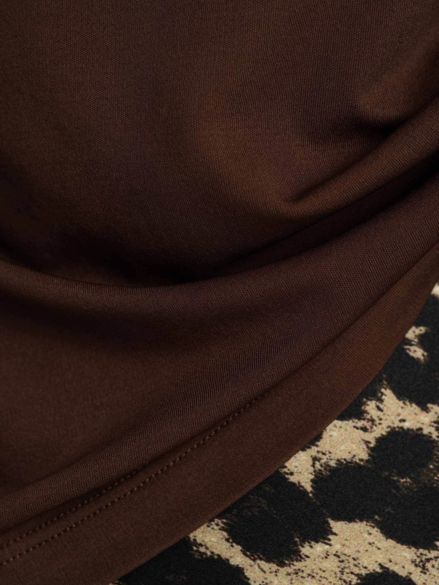 [قهوة] SilkSilky-SA الحرير الخالص رقبة على شكل حرف V تي شيرت نسائية 005