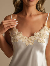 [أبيض] SilkSilky-SA Sleeveless V Neck باس النوم 004