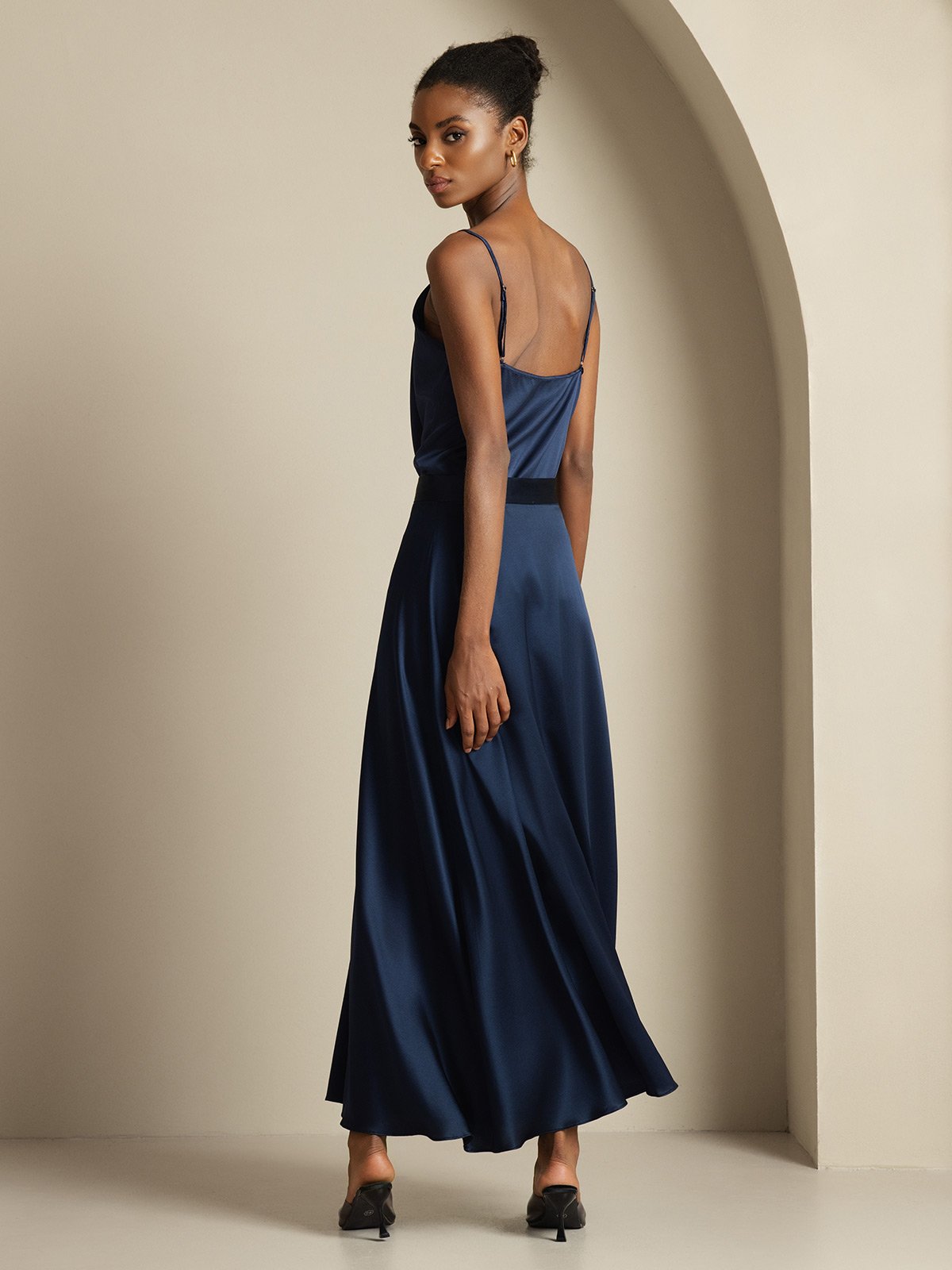 [أزرق غامق] SilkSilky-SA 19Momme الحرير فتحة عنق بثنيات ملفوفة Women''s Outfit Sets 002,