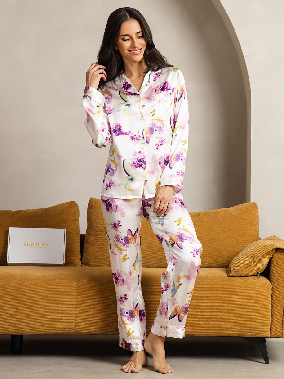 [زهور مائية] SilkSilky-SA الحرير الخالص Womens Pajamas 001
