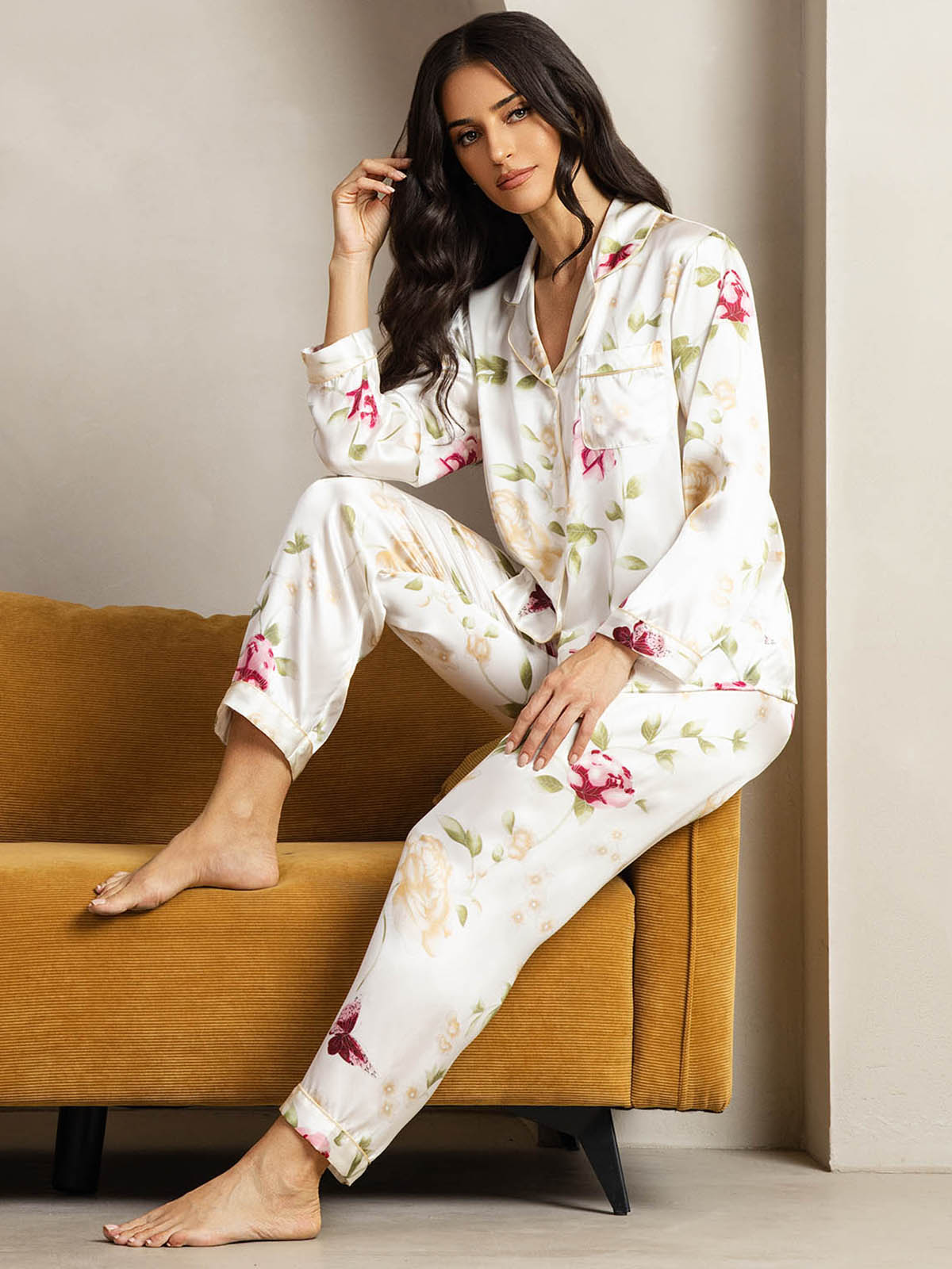 [زهور عاجية] SilkSilky-SA الحرير الخالص Womens Pajamas 005