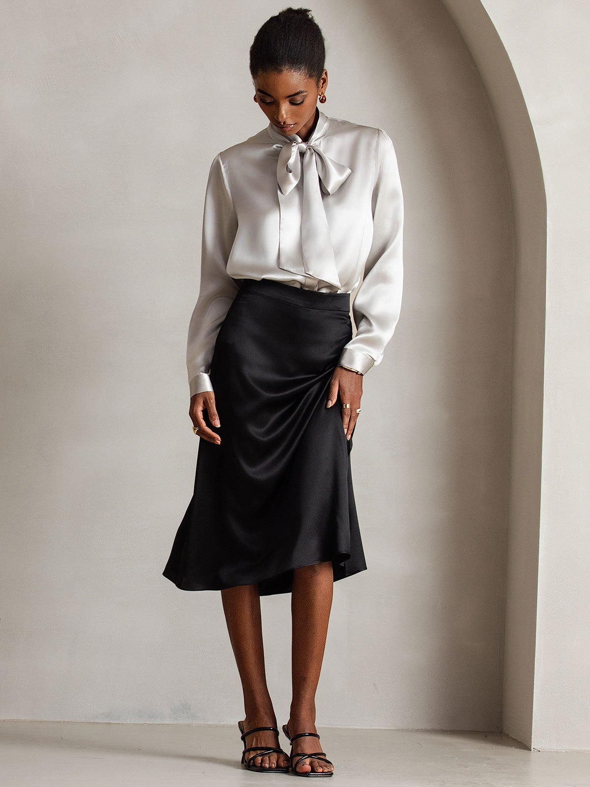 [رمادي فاتح] SilkSilky-SA 19Momme الحرير الأكمام الطويلة Blouse 007