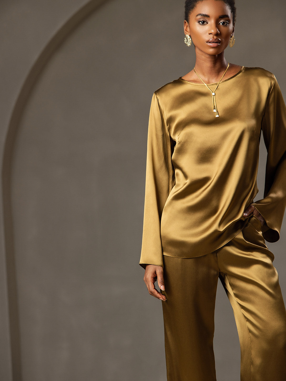 [بني] SilkSilky-SA 19Momme الحرير رقبة مستديرة تي شيرت نسائية 005,