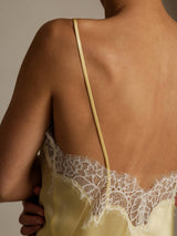 [أصفر فاتح] SilkSilky-SA Spaghetti Strap V Neck كامي 005