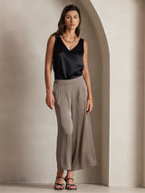 [أسود] SilkSilky-SA Sleeveless V Neck كامي 008