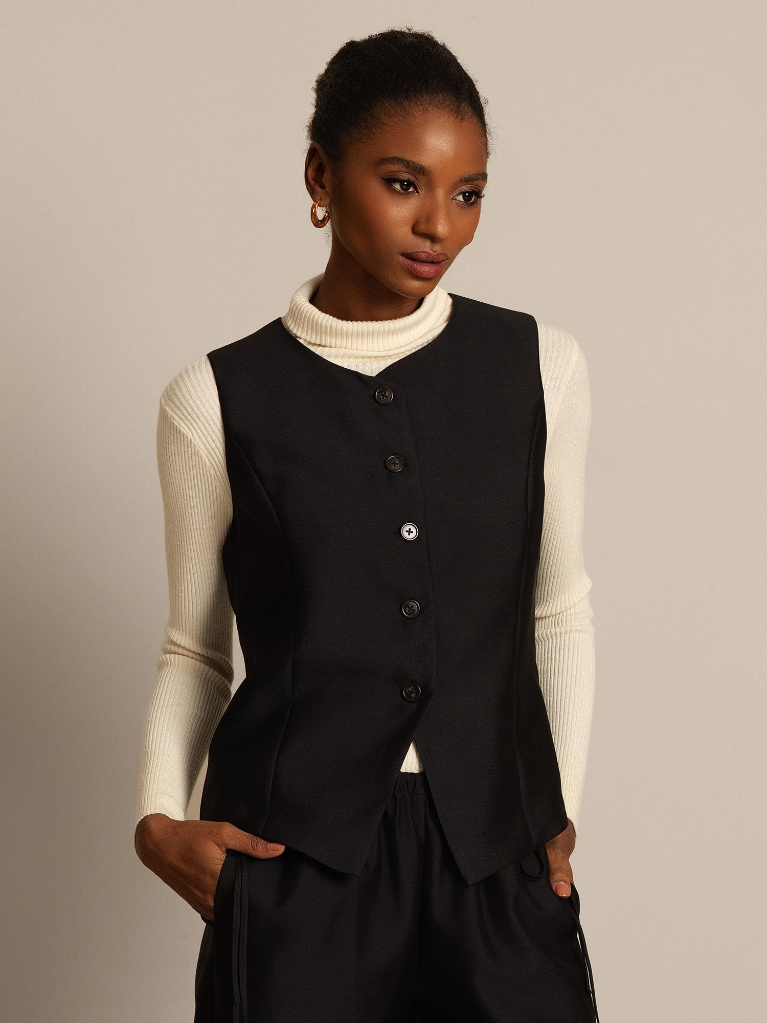 [أسود] SilkSilky-SA 32Momme الحرير Womens Vest 007,