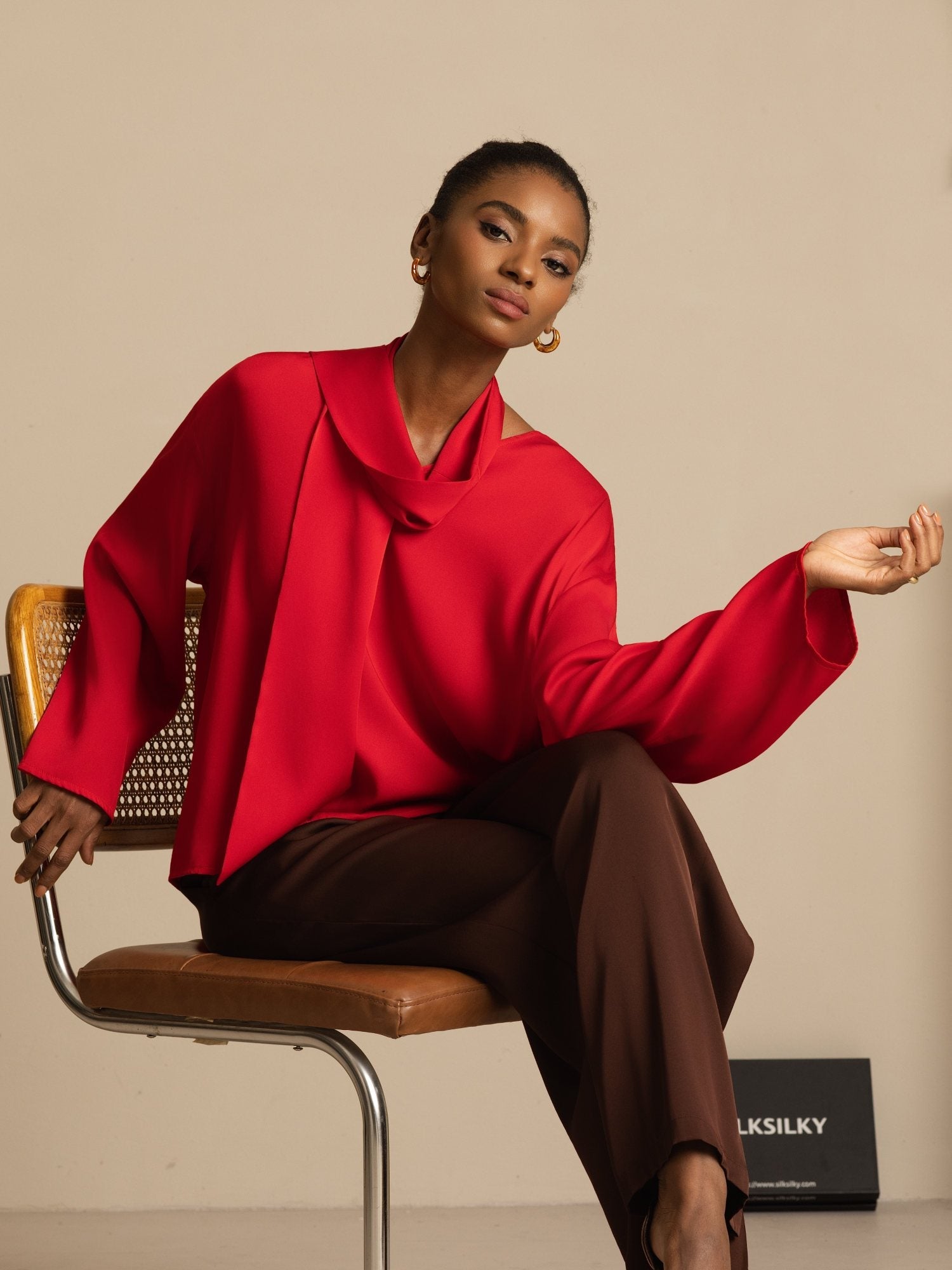 [خمر] SilkSilky-SA 19Momme الحرير الأكمام الطويلة رقبة على شكل حرف V بلوزة 005