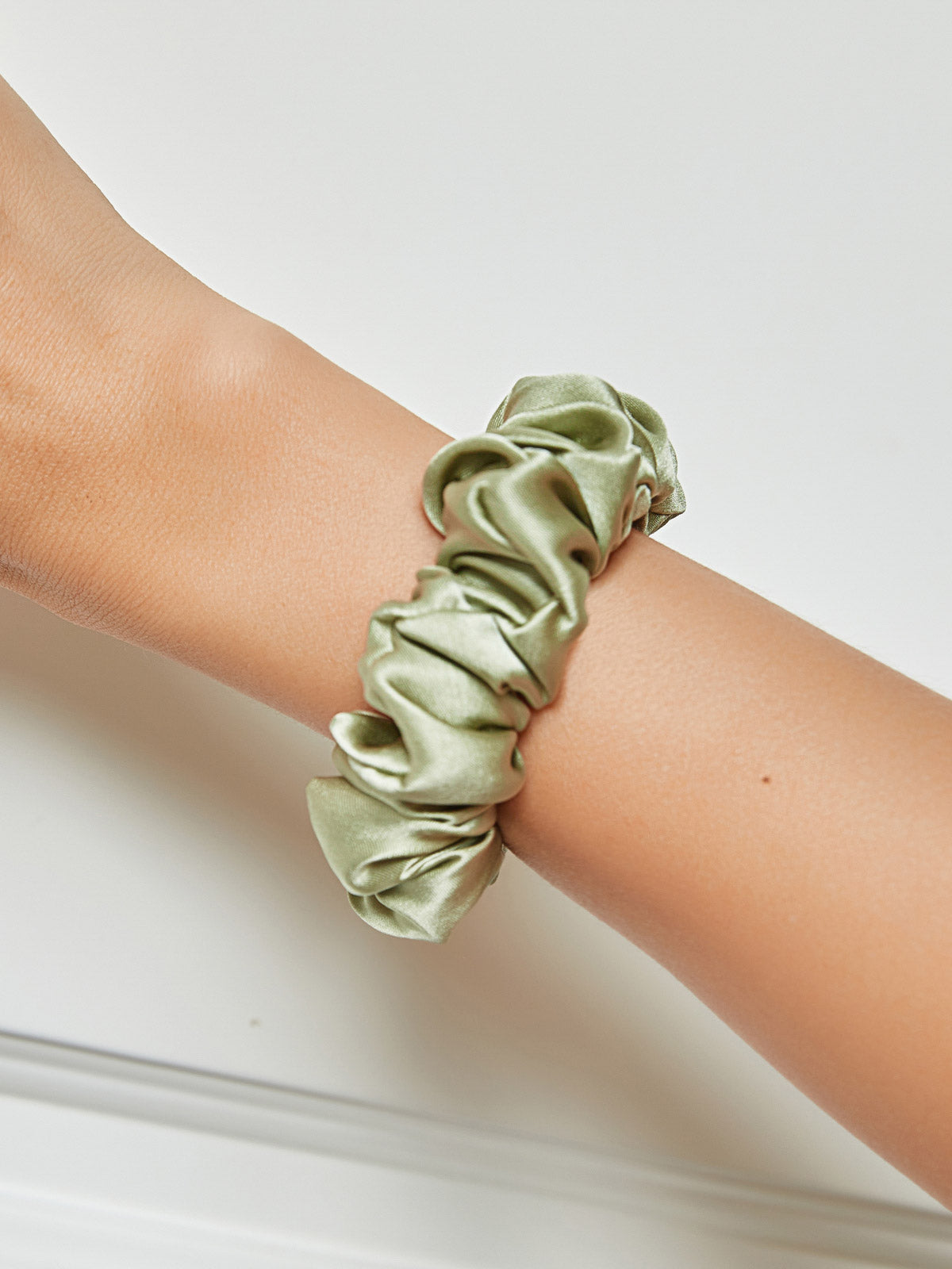 [نعناع] SilkSilky-SA 19Momme الحرير الخالص Scrunchie 001