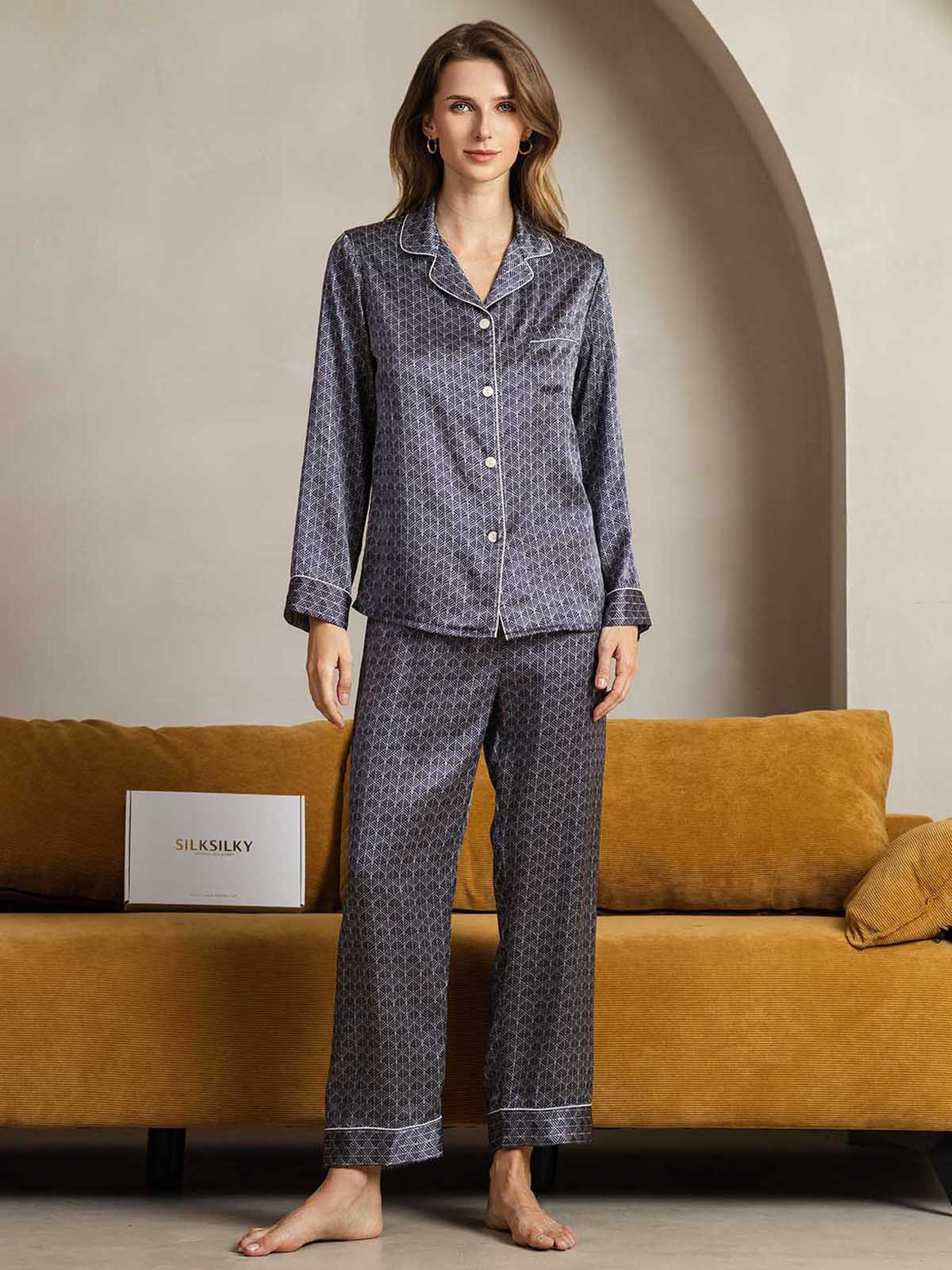 [جنكو كحلي] SilkSilky-SA الحرير الخالص Womens Pajamas 001