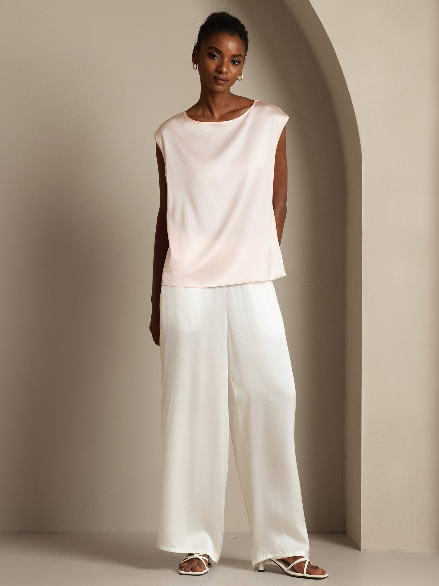 [لون القرنفل] SilkSilky-SA 19Momme الحرير رقبة مستديرة تي شيرت نسائية 005,