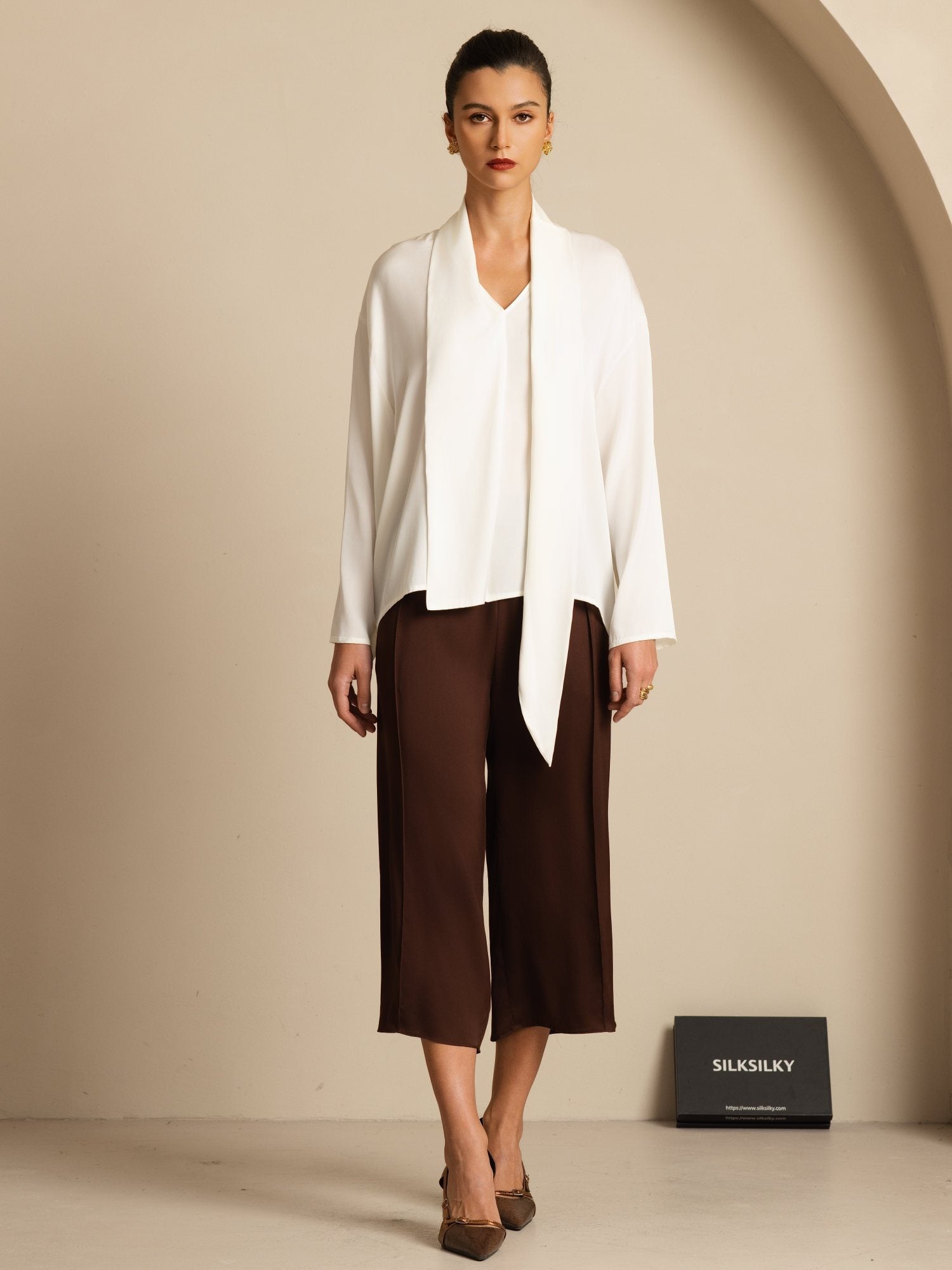 [أبيض] SilkSilky-SA 19Momme الحرير الأكمام الطويلة رقبة على شكل حرف V بلوزة 006