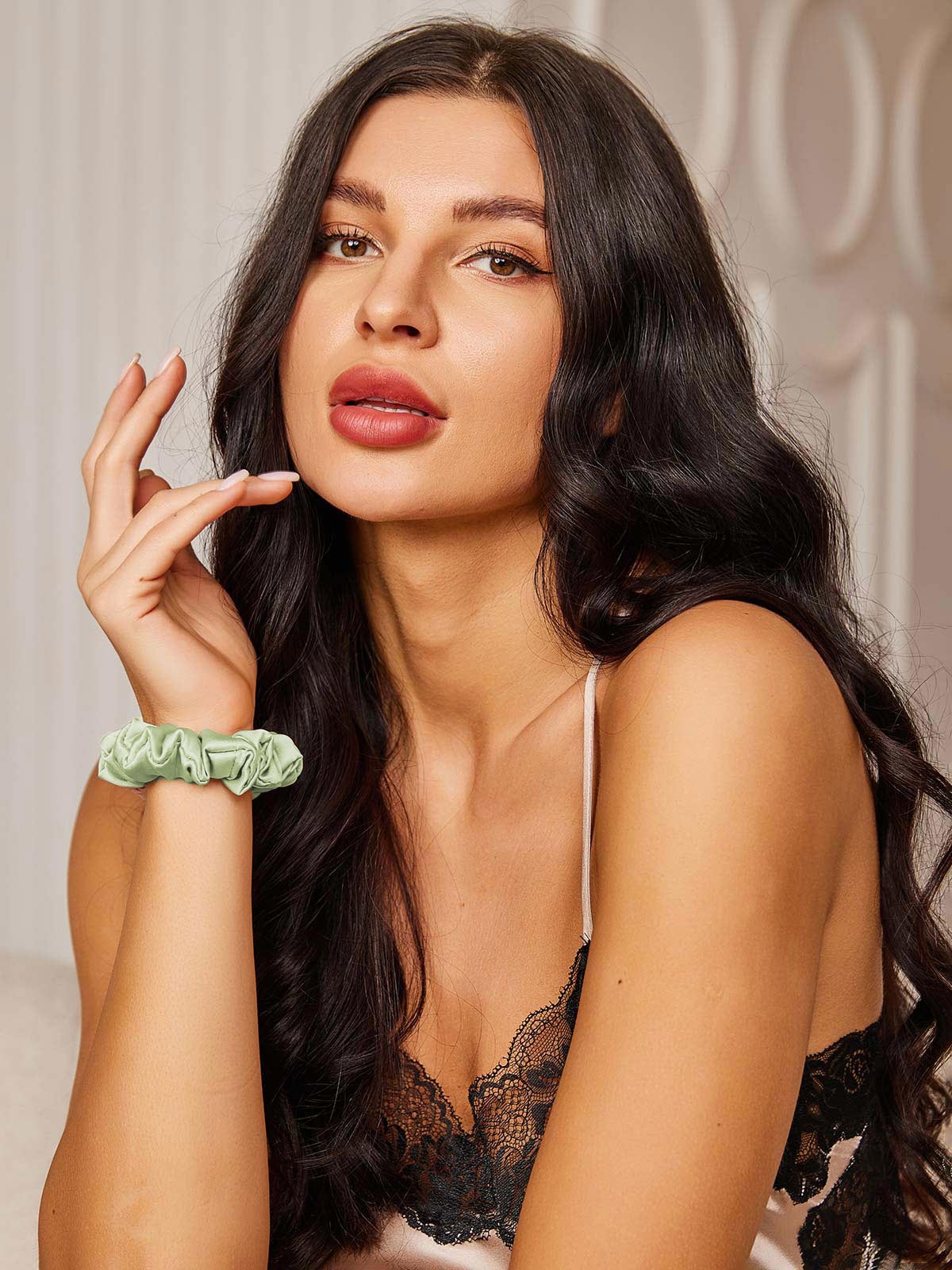 [اخضر فاتح] SilkSilky-SA 19Momme الحرير الخالص Scrunchie 003