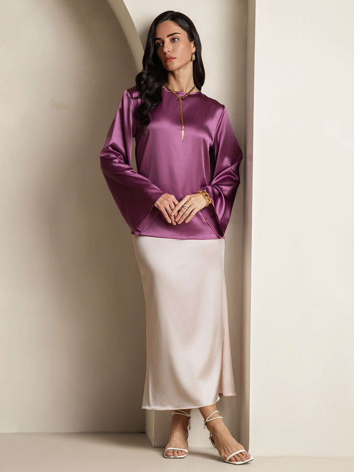 [الأرجواني الداكن] SilkSilky-SA 19Momme الحرير الأكمام الطويلة رقبة مستديرة بلوزة 007