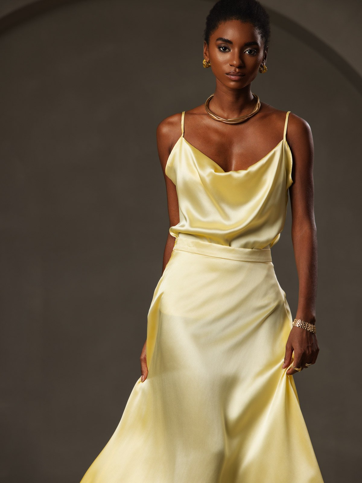 [أصفر] SilkSilky-SA 19Momme الحرير فتحة عنق بثنيات ملفوفة كامي 003