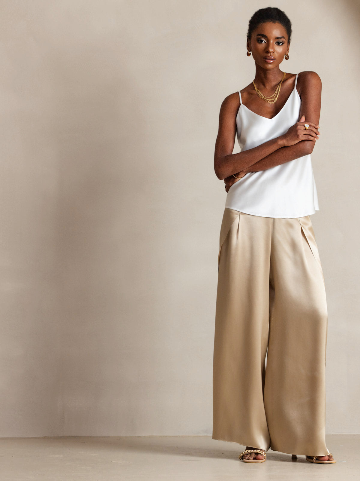 [أبيض] SilkSilky-SA الحرير الخالص رقبة على شكل حرف V كامي 006,