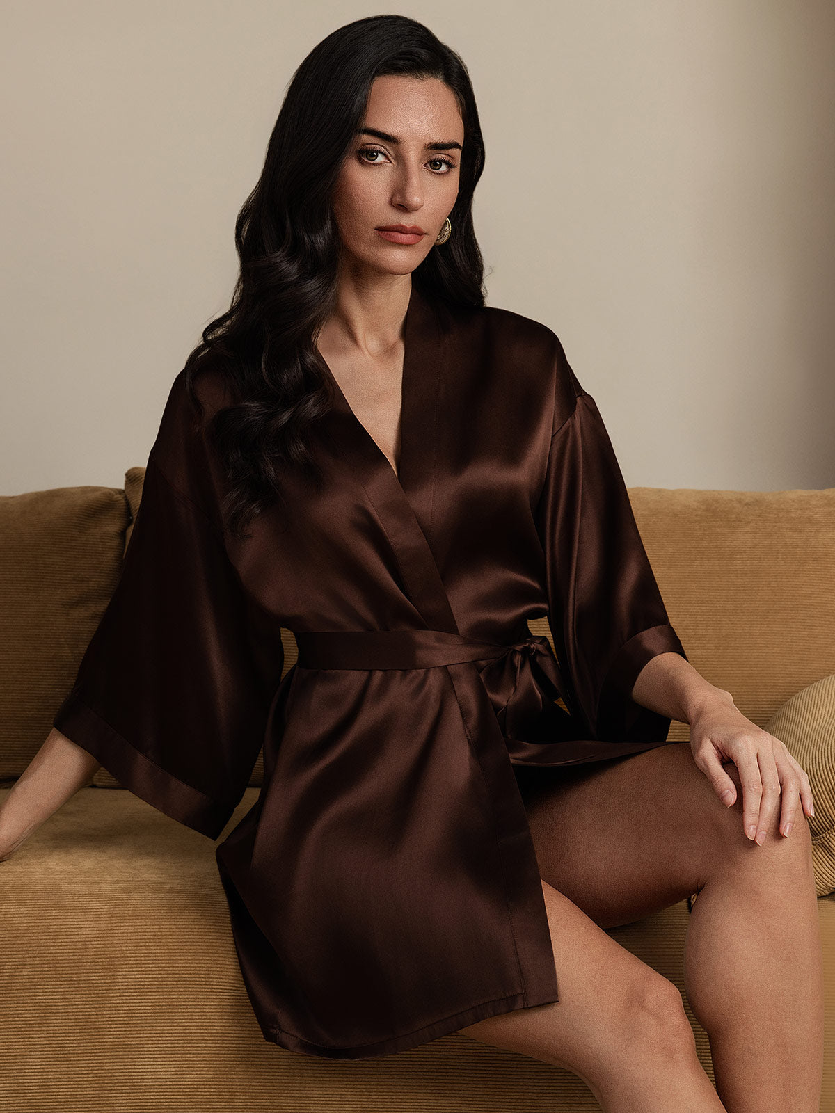 [قهوة] SilkSilky-SA الحرير الخالص نصف الأكمام Womens Robe 003