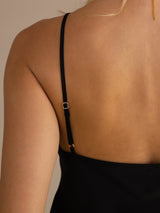 [أسود] SilkSilky-SA Sleeveless V Neck كامي 004