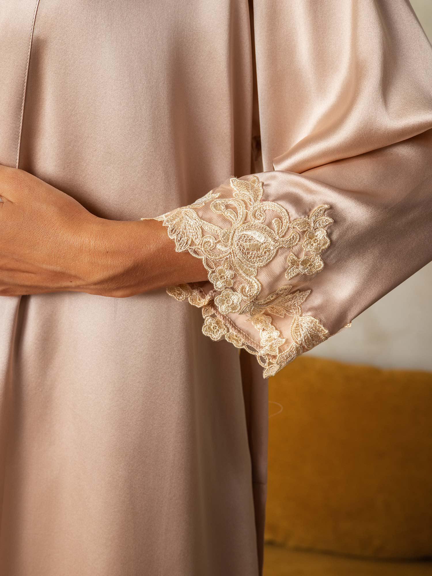 [لونالقرنفل] SilkSilky-SA الحرير الخالص رقبة على شكل حرف V رداء الحمام وقميص النوم 005