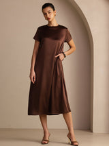 [شوكولاتة داكنة] SilkSilky-SA Short Sleeve Round Neck فساتين نسائية 001