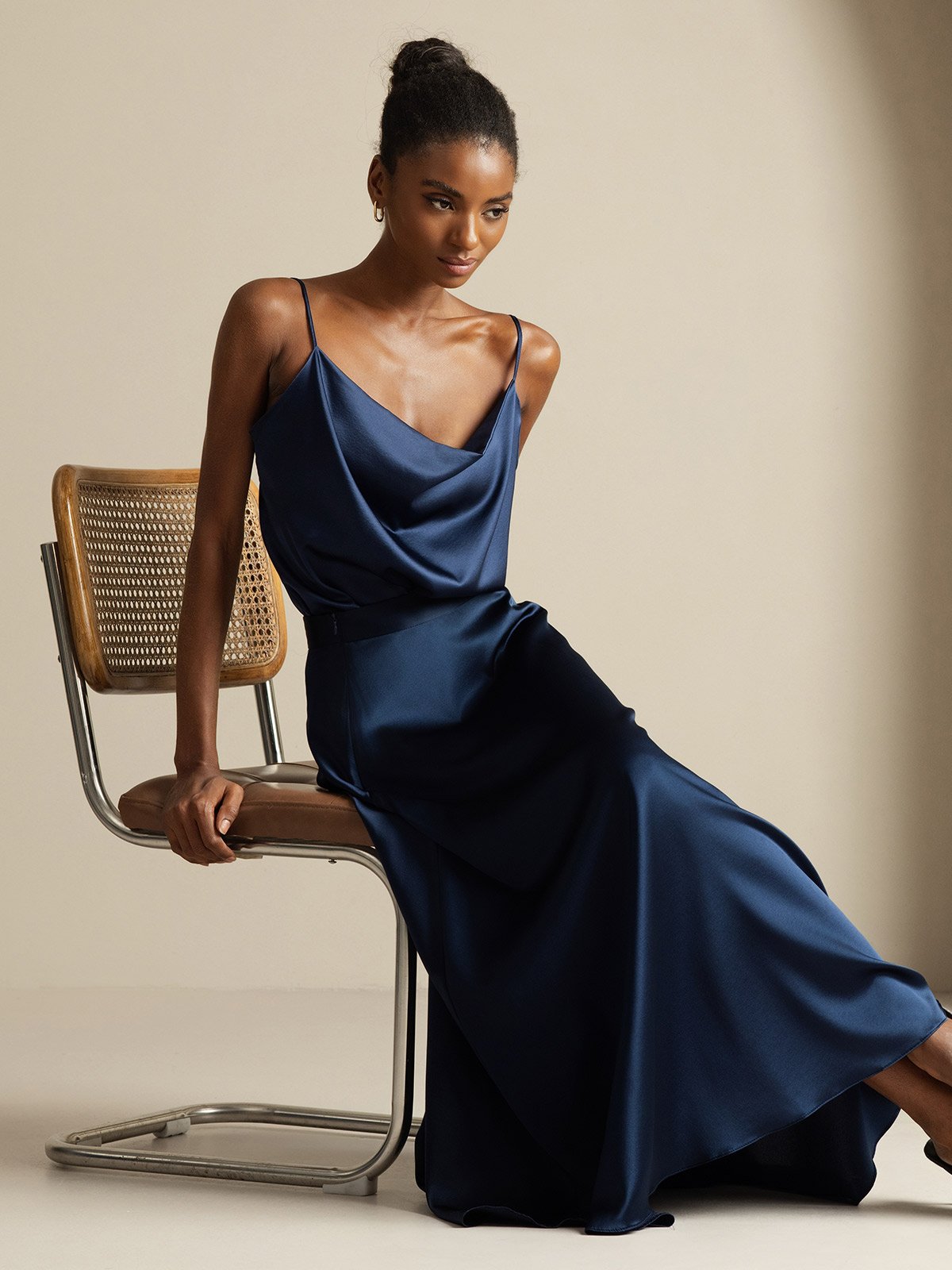 [أزرق غامق] SilkSilky-SA 19Momme الحرير فتحة عنق بثنيات ملفوفة Women''s Outfit Sets 001,