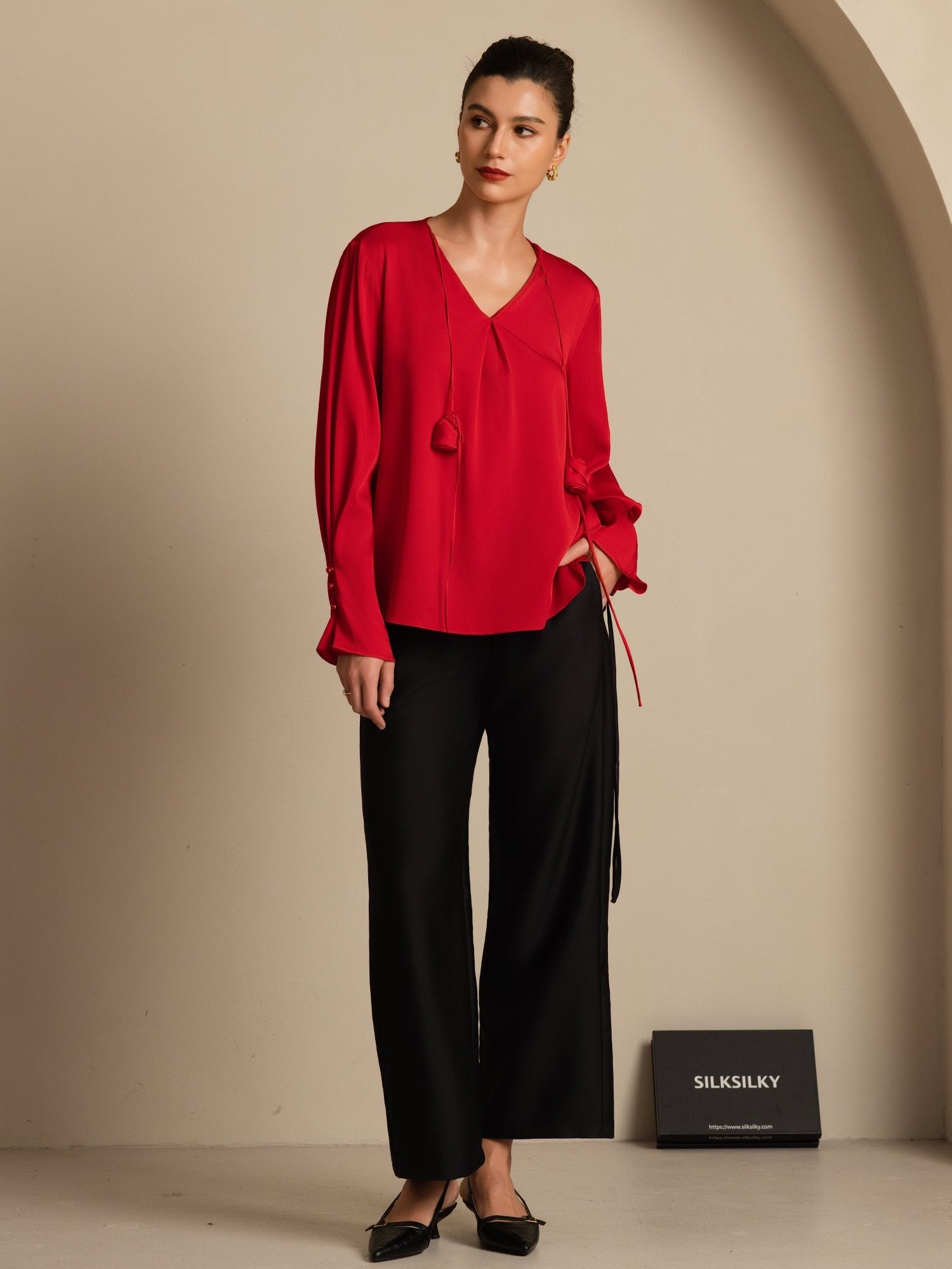 [خمر] SilkSilky-SA 19Momme الحرير الأكمام الطويلة رقبة على شكل حرف V بلوزة 001