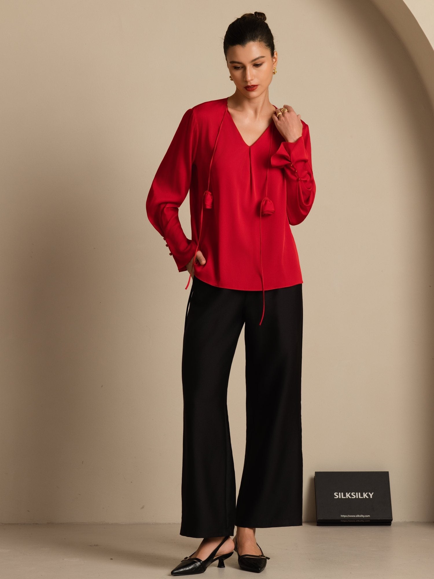 [خمر] SilkSilky-SA 19Momme الحرير الأكمام الطويلة رقبة على شكل حرف V بلوزة 008