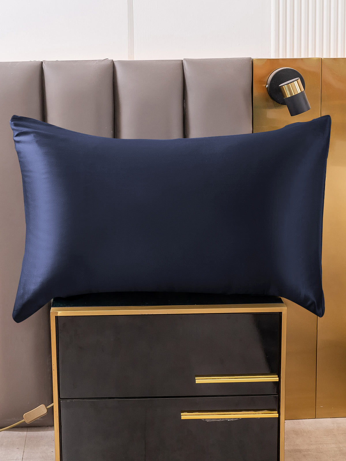 [أزرق غامق] SilkSilky-SA 19Momme الحرير الخالص Pillowcase 005