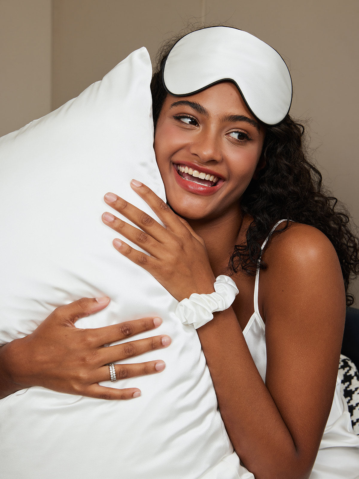 [أبيض] SilkSilky-SA 19Momme الحرير الخالص Pillowcase Set 001