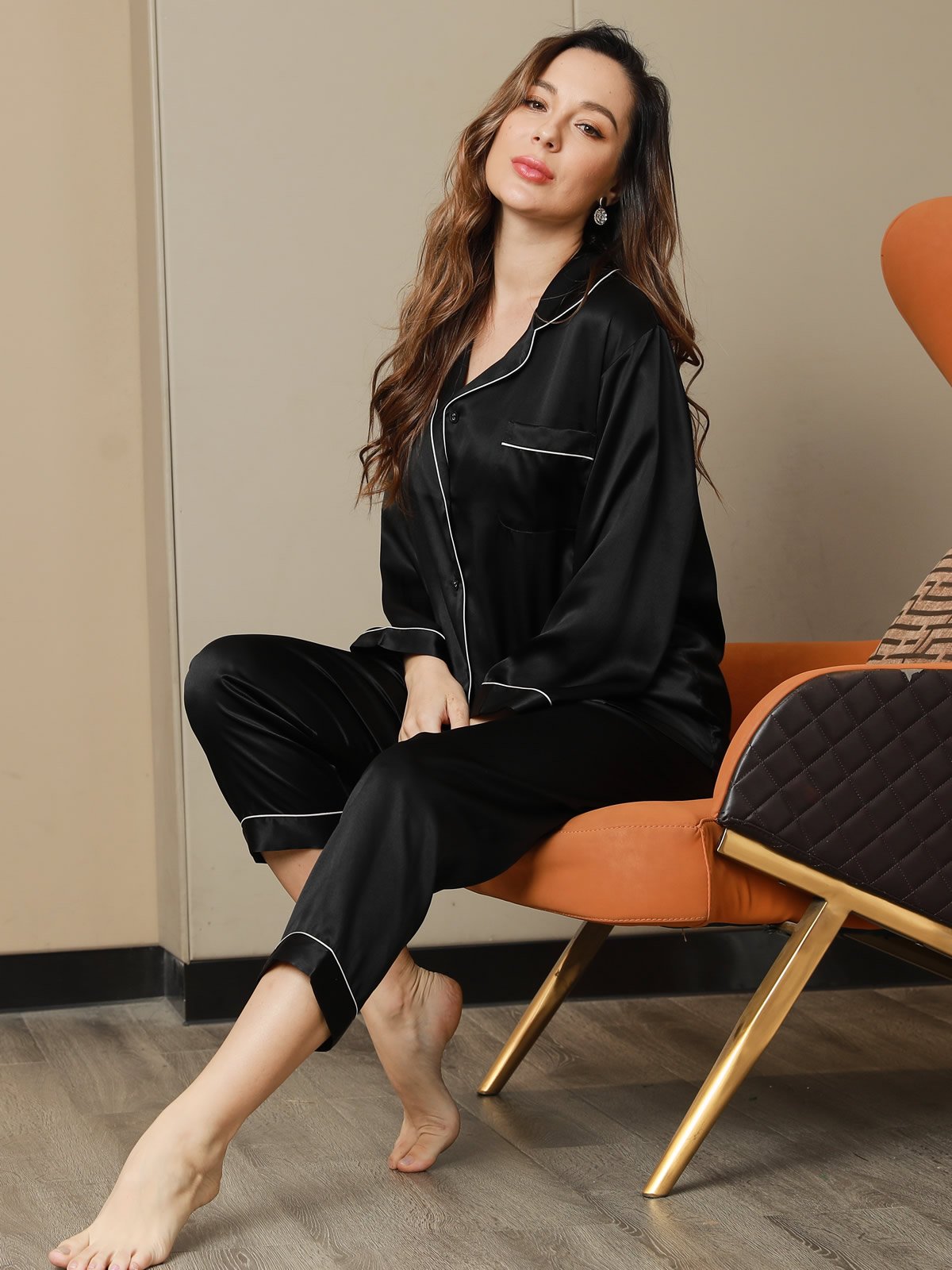 [أسود] SilkSilky-SA الحرير الخالص الأكمام الطويلة ياقة عنق غربي طقم بيجامة نسائي 004