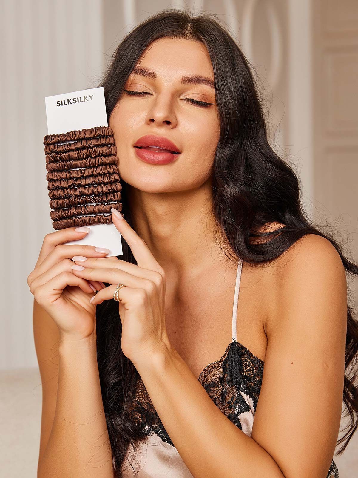 [قهوة] SilkSilky-SA 19Momme Scrunchie 002