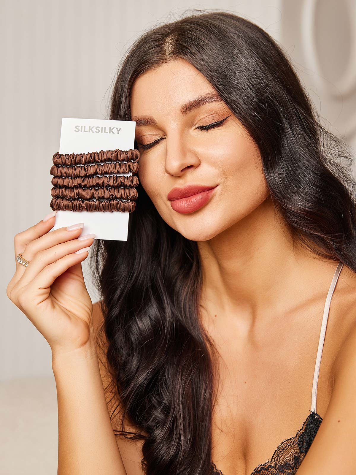 [قهوة] SilkSilky-SA 19Momme Scrunchie 002